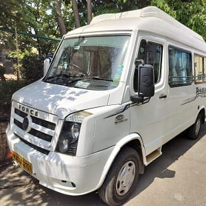 9 seater luxury tempo traveller rentals in bangalore