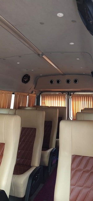 13 seater tempo traveller for rent