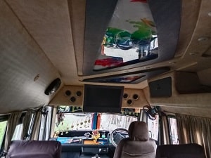tempo traveller rent per km in bangalore